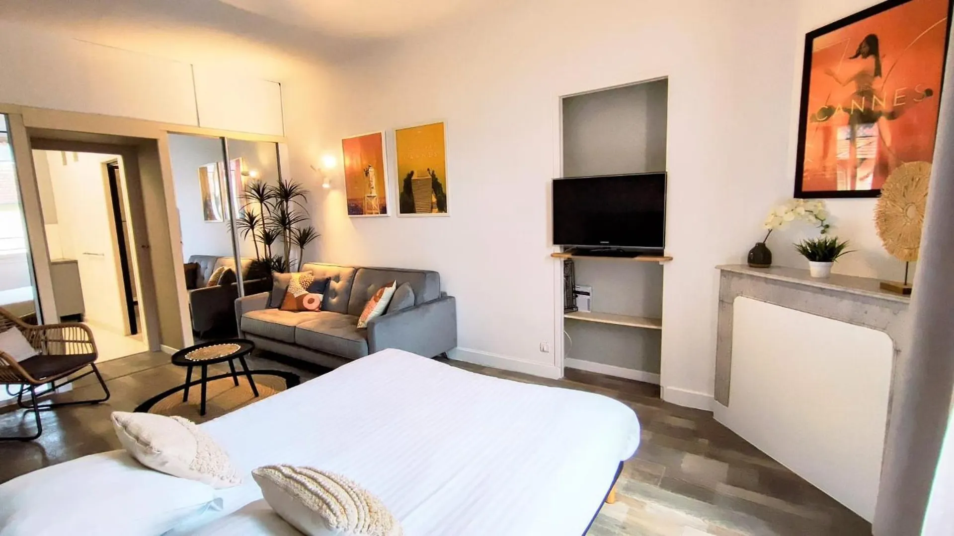 Apartment Frgk - Entire Building In Cannes